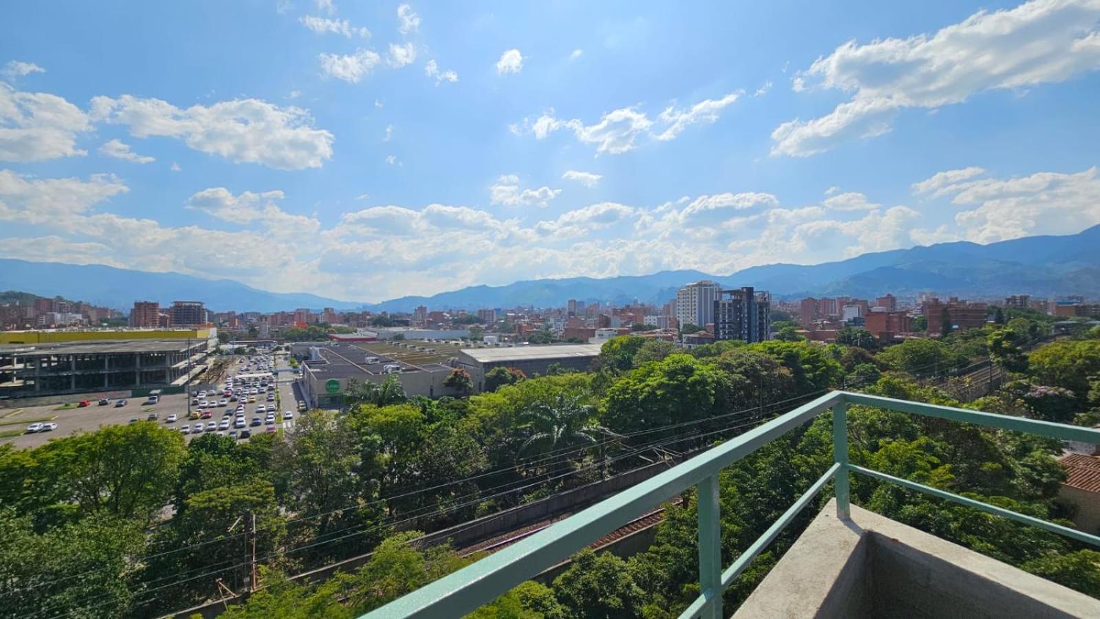 B 48 Living By B Rent Medellín Exterior foto