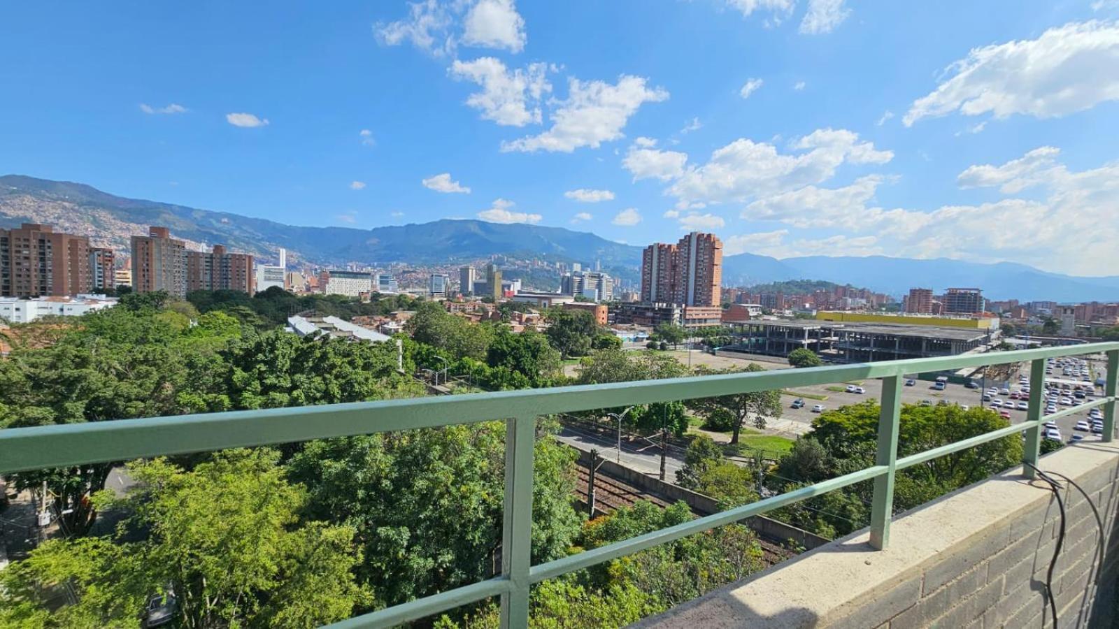 B 48 Living By B Rent Medellín Exterior foto